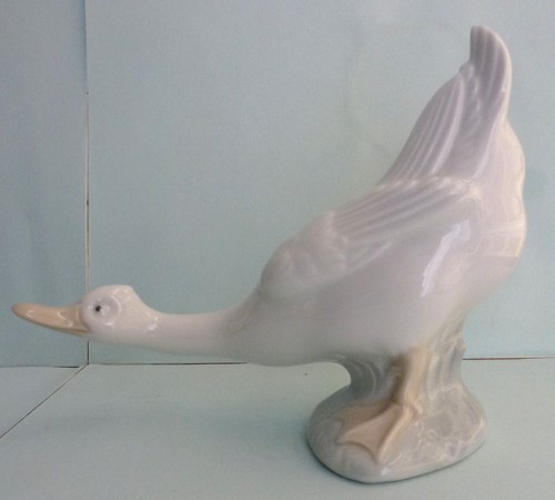 Lladro nao large quirky - ,