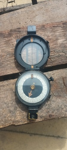 Ww1 british trench - trench, compass