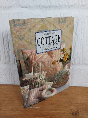 Cottage gifts country crafts - -,