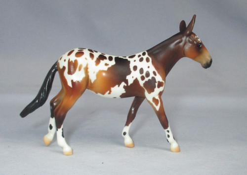 Peter stone horse - mini, chip