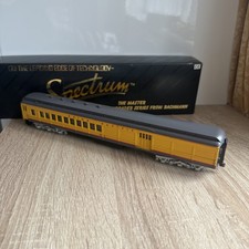 BACHMANN SPECTRUM 89021 UNION PACIFIC #2514 HO SCALE COMBINE TRAIN CAR, MINT