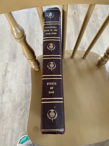 Encyclopedia britannica book - encyclopedia,