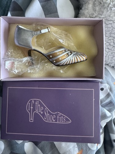 Bnib the shoes - bnib, fits