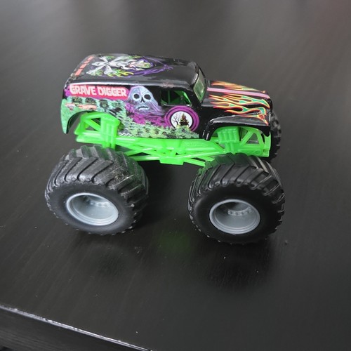Monster jam grave digger - digger, green
