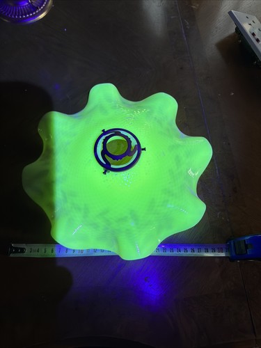French uranium light shade - french,