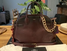 STUNNING COACH EMPIRE 40CM