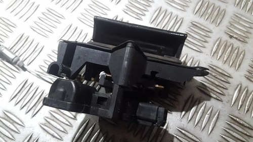 6915020010 tailgate opener - tailgate,