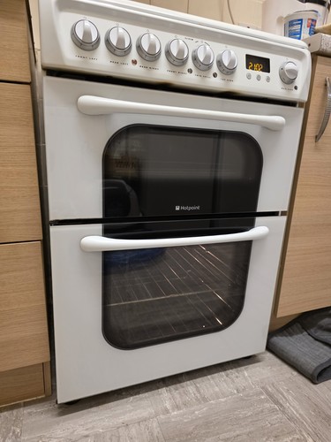 Hotpoint double oven - hotpoint, electric