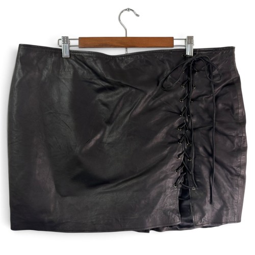 Black leather mini skirt lace - black,