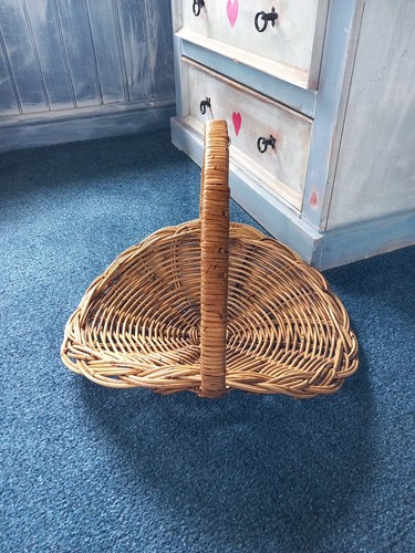 Lovely wicker basket - wicker,
