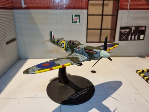 Spitfire supermarine - 1:72,
