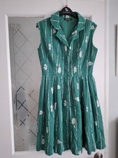 Emily And Fin Sleeveless Button Front Dress Size S Green And White
