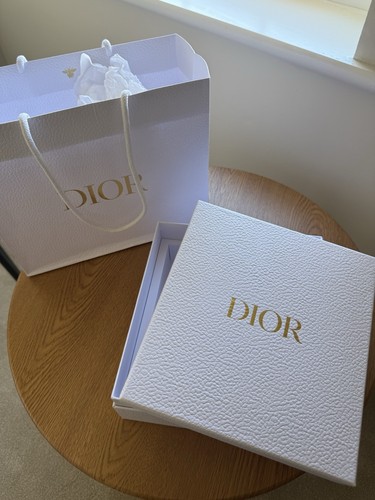 Dior gift box - dior,