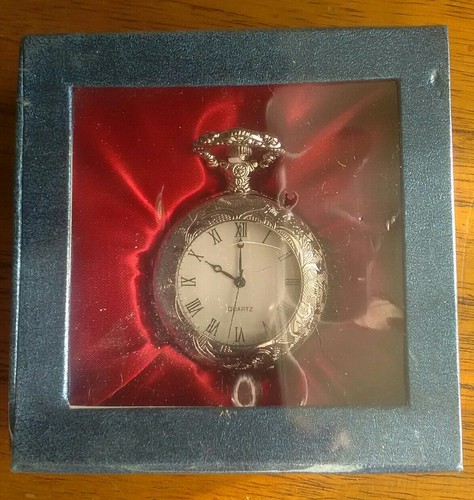 Hachette classic pocket watch - hachette,