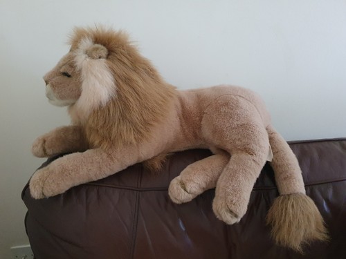 Ravensden large lion soft toy - large,