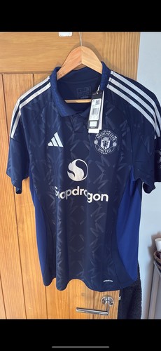 Manchester united away - manchester,