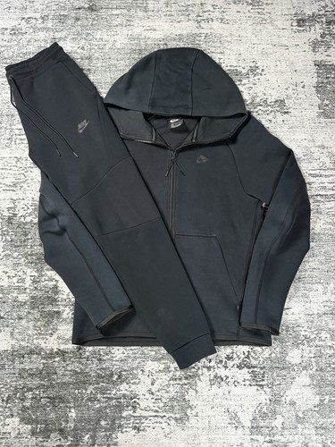 Nike tech fleece tracksuit old