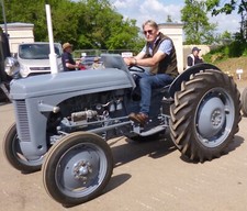 Ferguson 20 tractor was popular  . Several  NIAE official tests  summarised