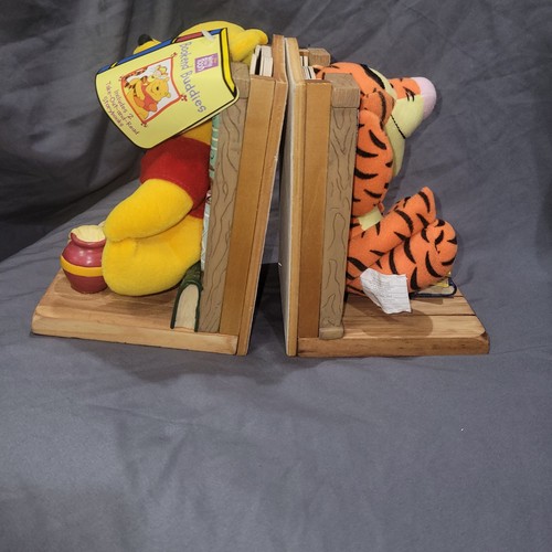 Winnie the pooh - the, bookend