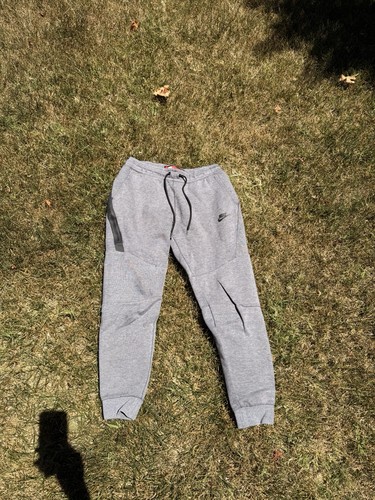 Nike men tech fleece joggers - tech,
