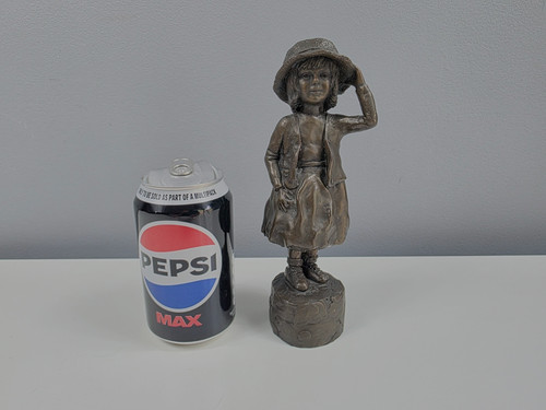 Chris letts sculpture girl - sculpture, of