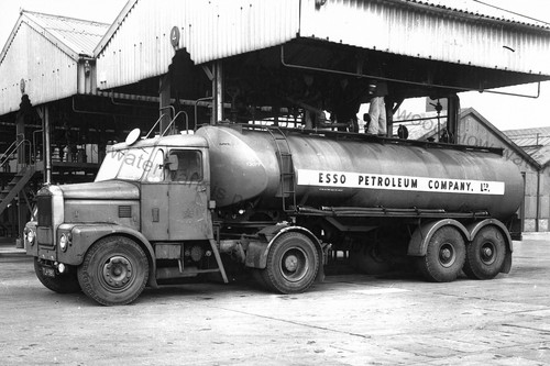 Cv085 esso petroleum - esso,