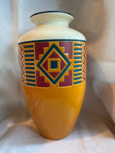 Hornsea aztec vase john - ,
