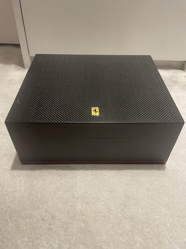 Ferrari key presentation box - ferrari,