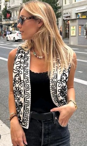 Zara embroidered gilet - zara,