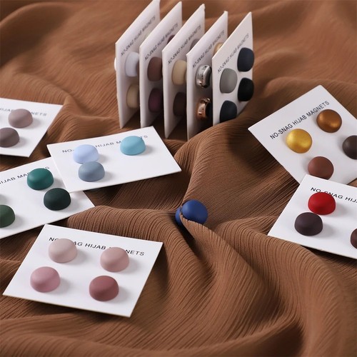 Snag free hijab magnet - free,
