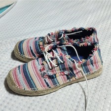 ROCKET DOG EUC WOMEN'S SIZE 8