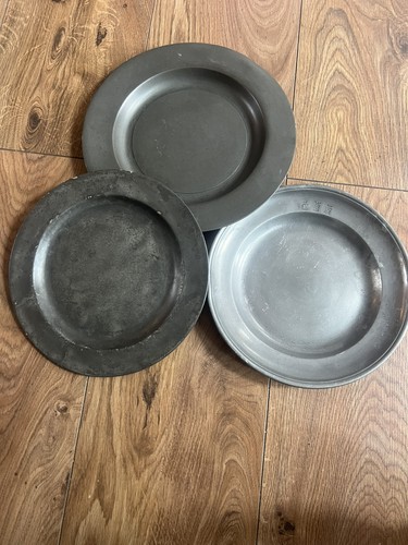 Antique pewter plates 147 - 3, ,9