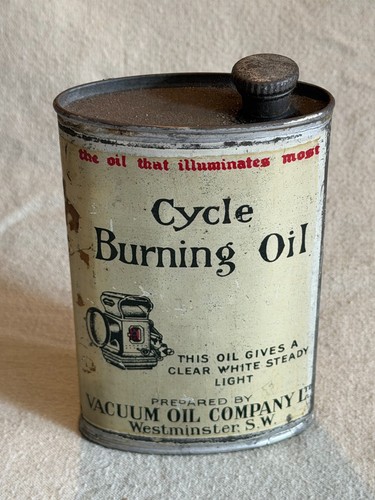 Vintage mobil vacuum burning - vacuum,
