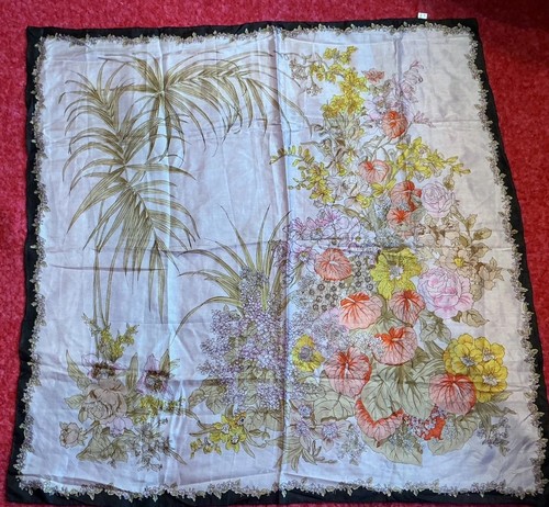 Very beautiful vintage silk - beautiful,