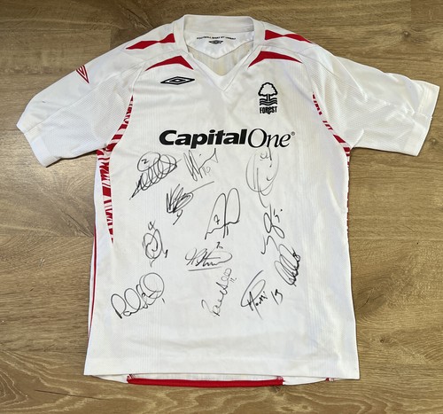 Nottingham forest signed - nottingham,