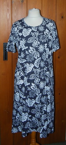 Damart ladies navy - bn,, ladies,