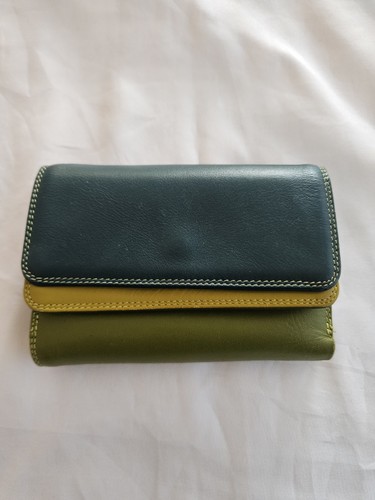 Walit brand new - my,