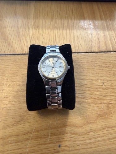 Analog wrist watch - analog,