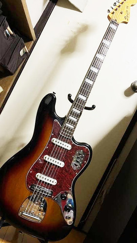 Squier bass sunburst - squier,