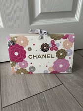 Chanel mother day gift - mother’s,