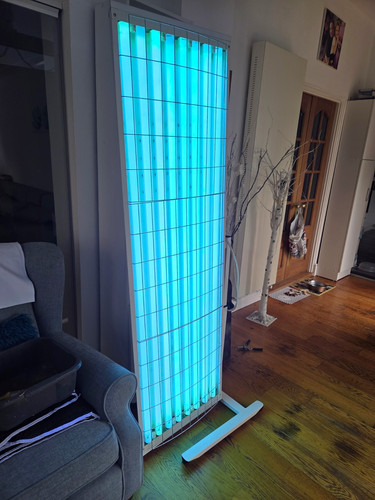 Vertical tanning booth - vertical,