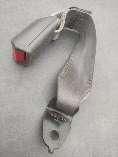 Seat belts for mazda bongo - seat,