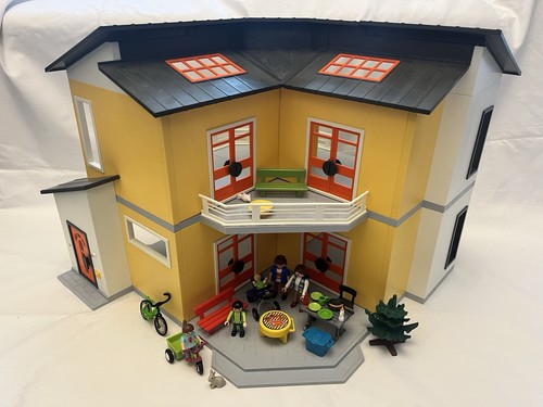 Playmobil city life modern - playmobil,