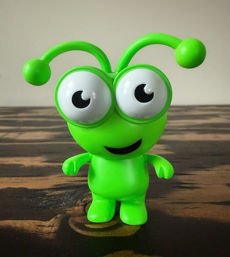 New cricut cutie collectible - new,
