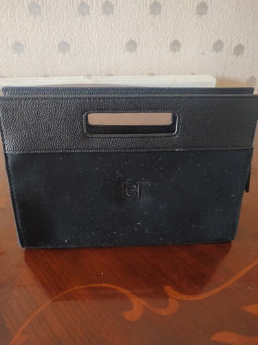 Carolina herrera make bag - up,