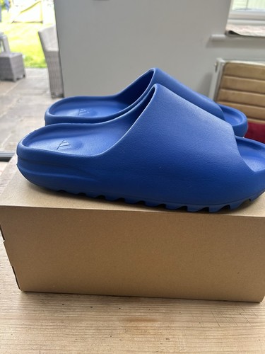 Adidas yeezy slide - adidas,