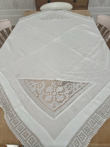 White lace vintage tablecloth - lace,