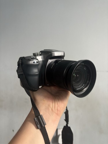 Sony alpha a100 dslr - a100, +