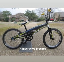 Rare ultra box 2 - ​rare,