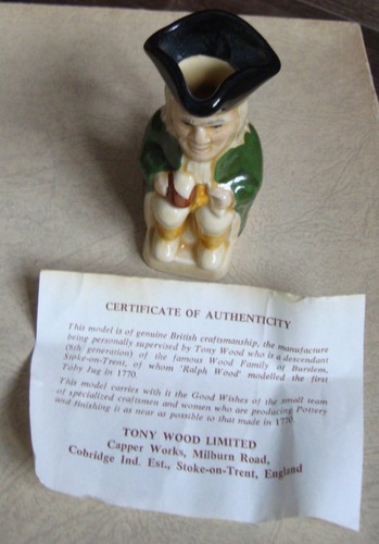 Small toby jug tony - toby, wood]